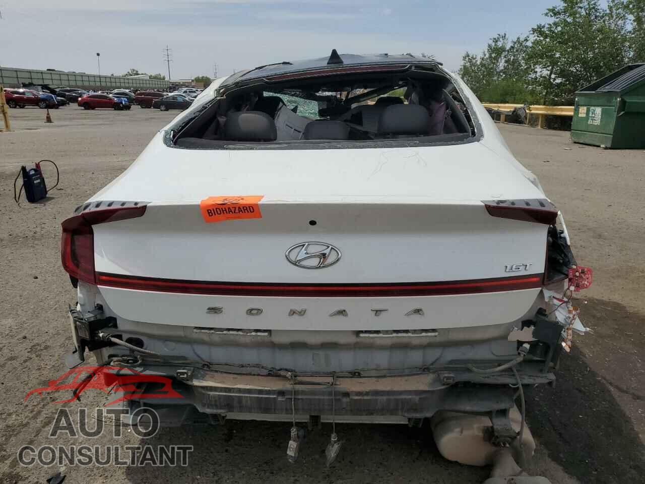 HYUNDAI SONATA 2022 - KMHL44J28NA215213