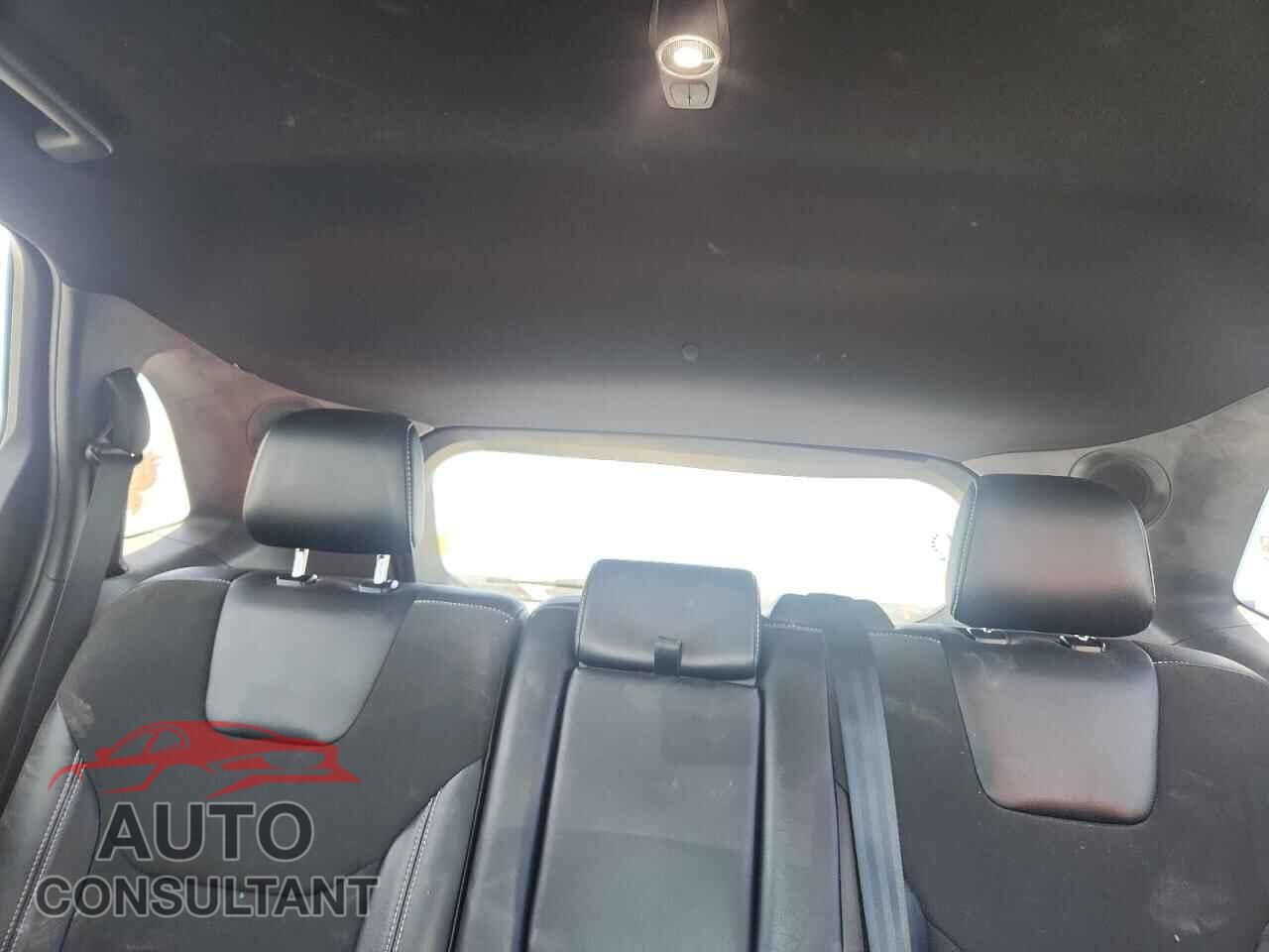 FORD EDGE 2019 - 2FMPK4AP7KBC20650
