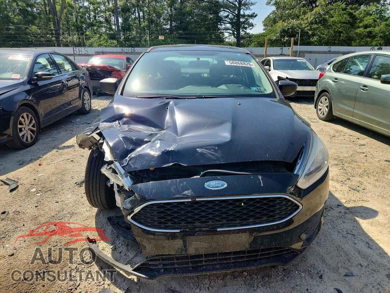 FORD FOCUS 2017 - 1FADP3E26HL335921