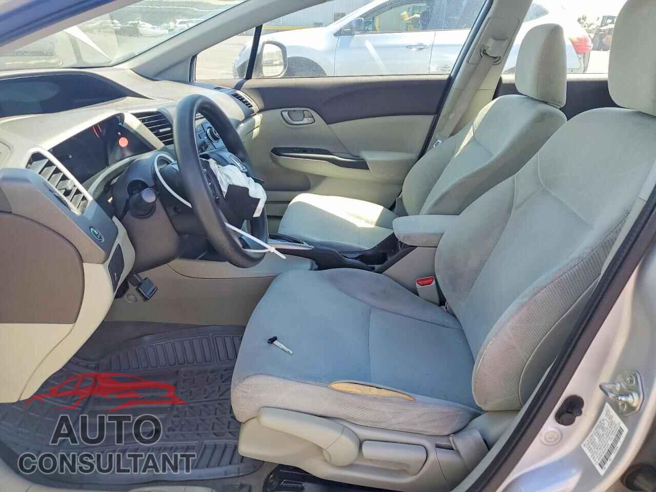 HONDA CIVIC 2012 - 2HGFB2F56CH610246