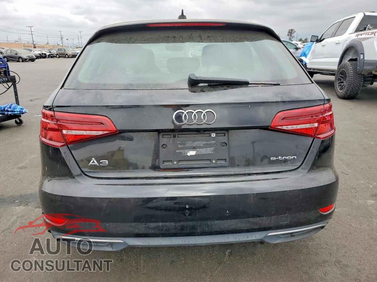 AUDI A3 2017 - WAUUPBFF5HA046897