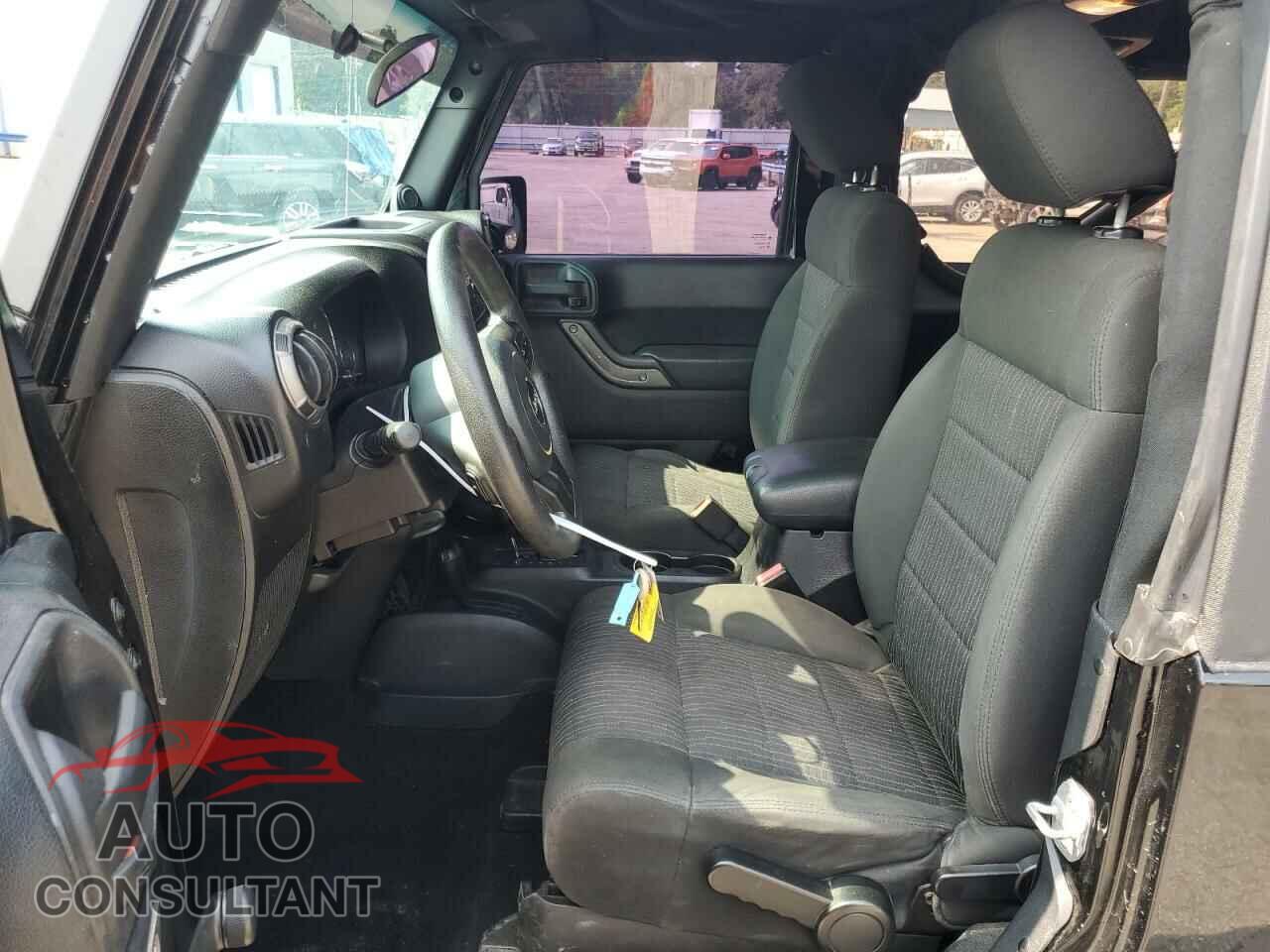 JEEP WRANGLER 2011 - 1J4AA2D12BL611353