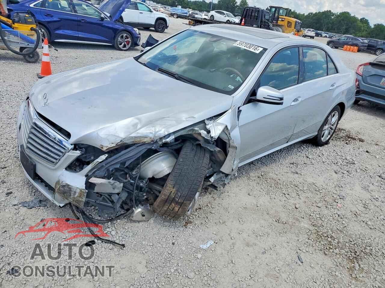 MERCEDES-BENZ E-CLASS 2011 - WDDHF8HB4BA294785