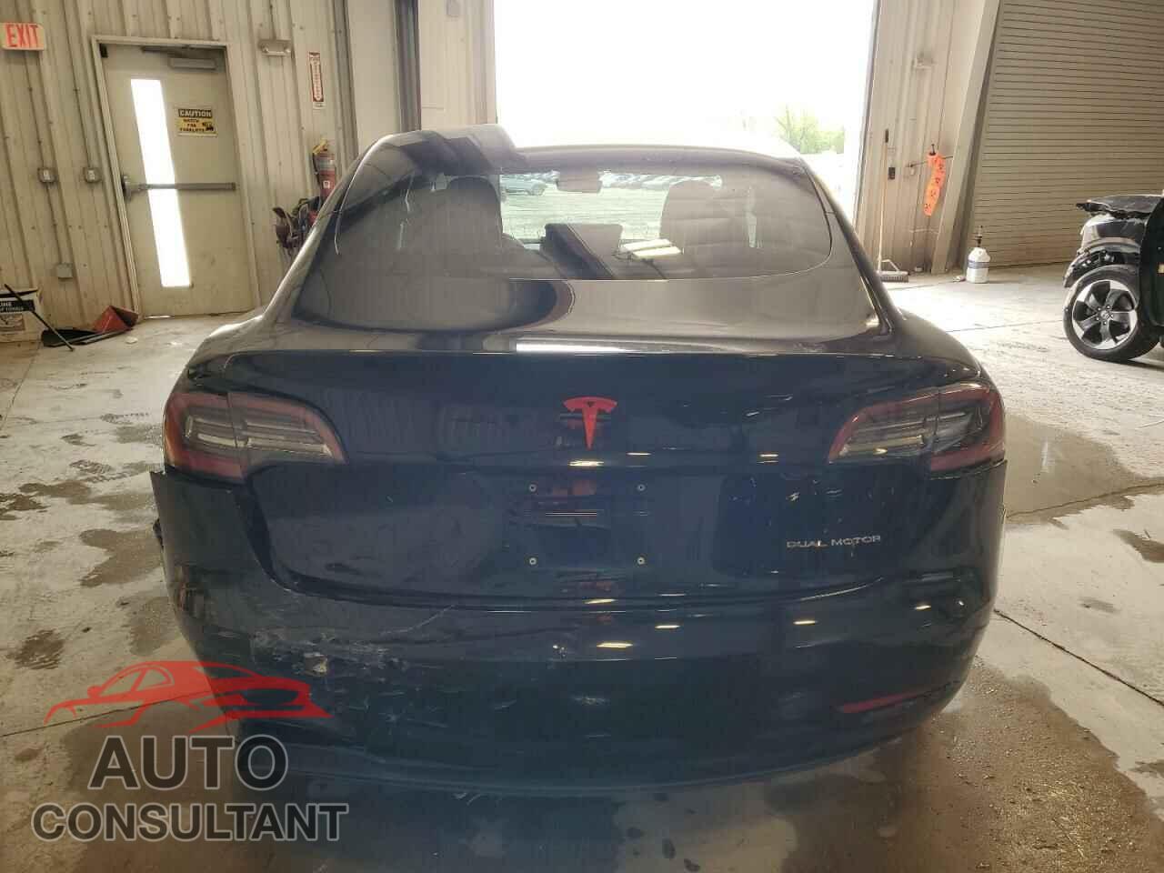 TESLA MODEL 3 2018 - 5YJ3E1EB2JF086624
