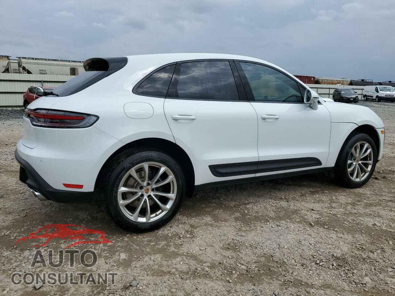 PORSCHE MACAN 2022 - WP1AA2A56NLB07551