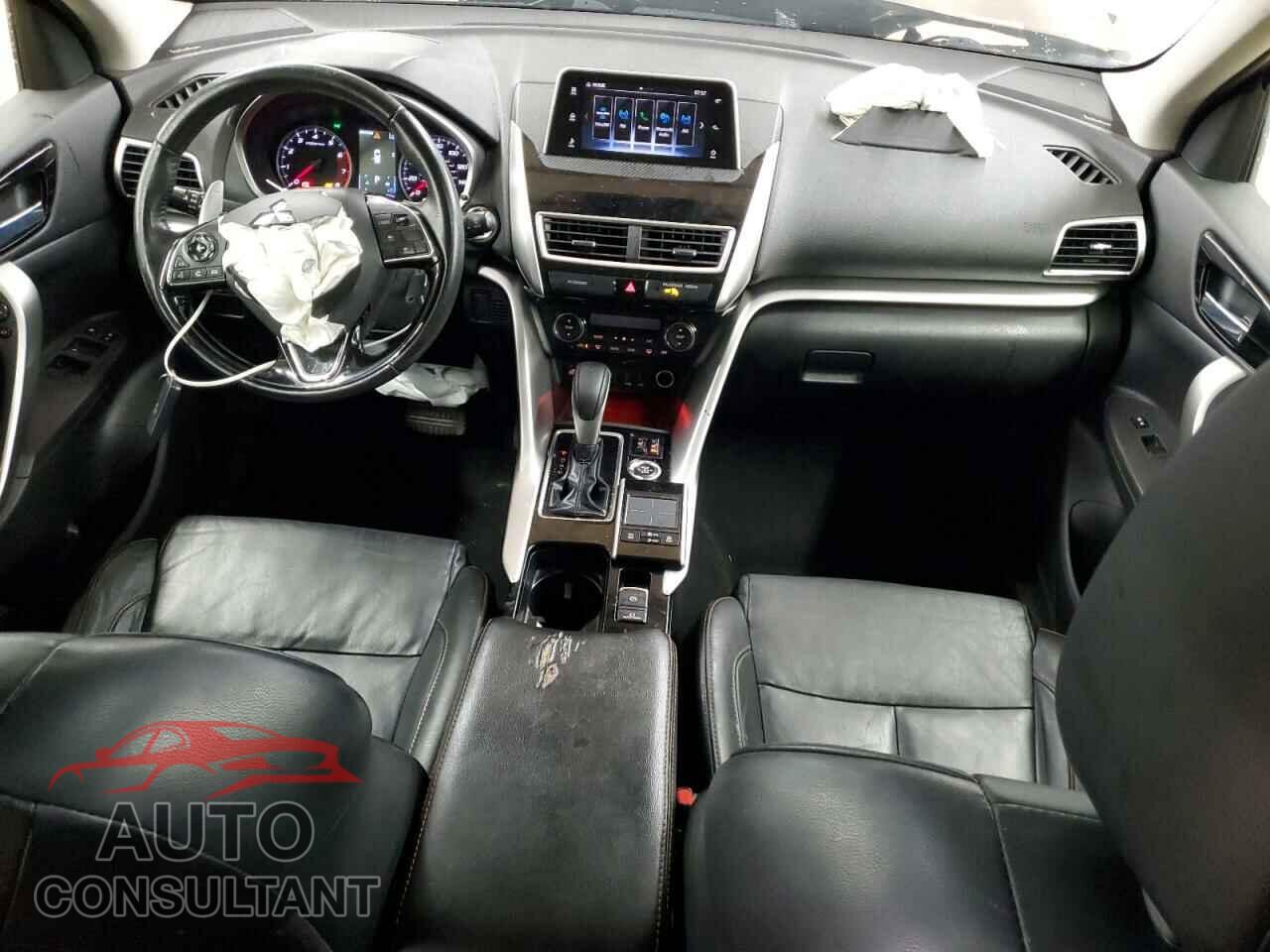 MITSUBISHI ECLIPSE 2018 - JA4AT5AA9JZ051018