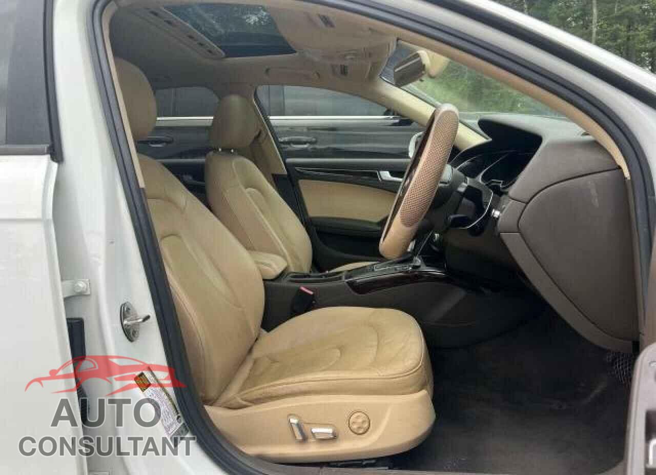 AUDI A4 2013 - WAUBFAFL0DN036100
