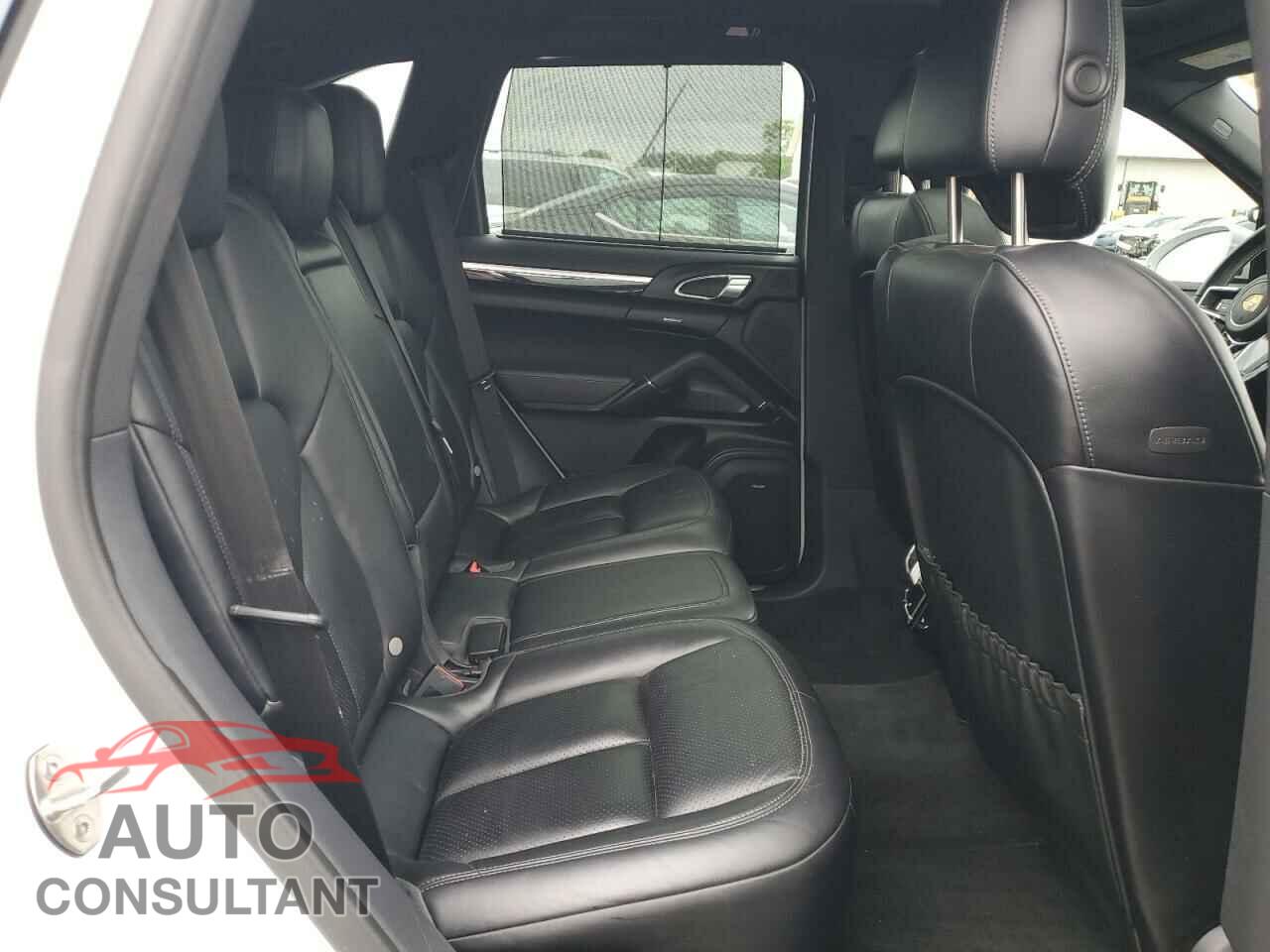 PORSCHE CAYENNE 2017 - WP1AE2A2XHLA71216