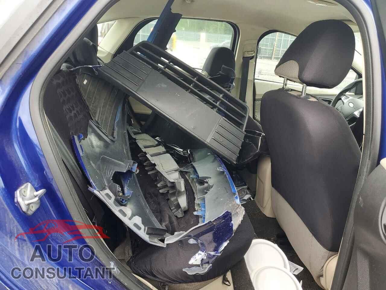 FORD FOCUS 2012 - 1FAHP3F27CL426303