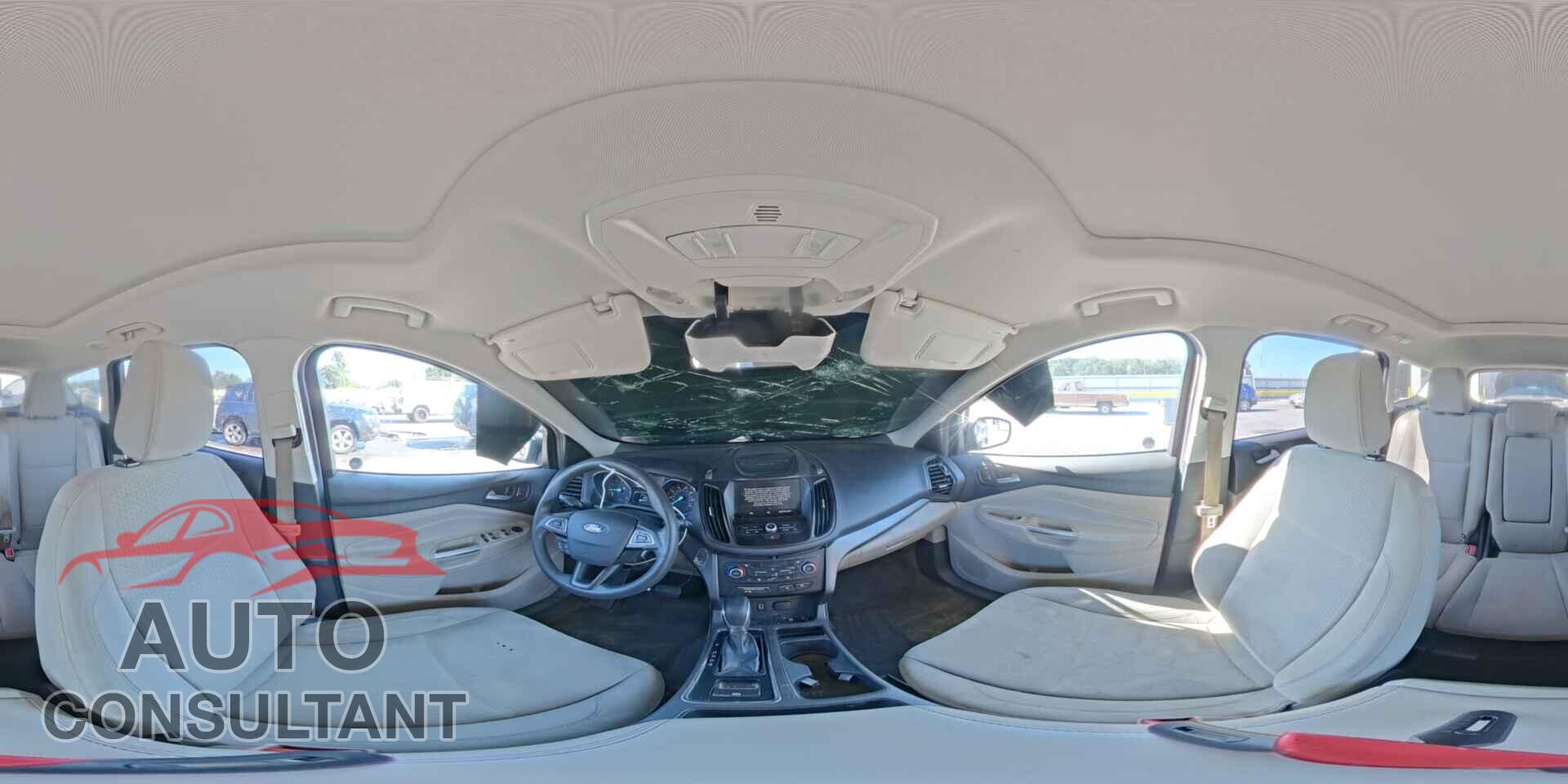 FORD ESCAPE 2018 - 1FMCU9GD3JUB43139