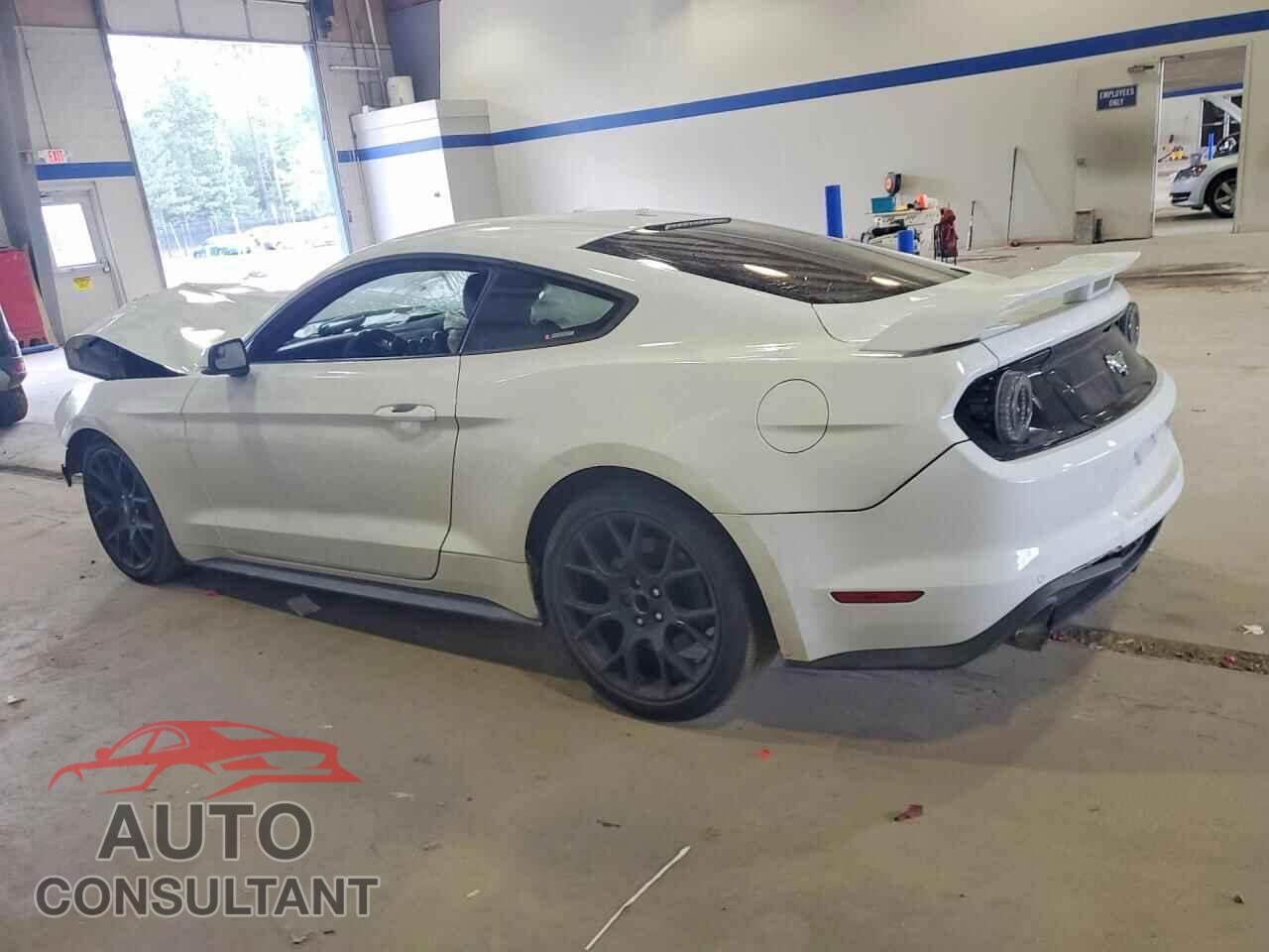 FORD MUSTANG 2018 - 1FA6P8TH2J5106191