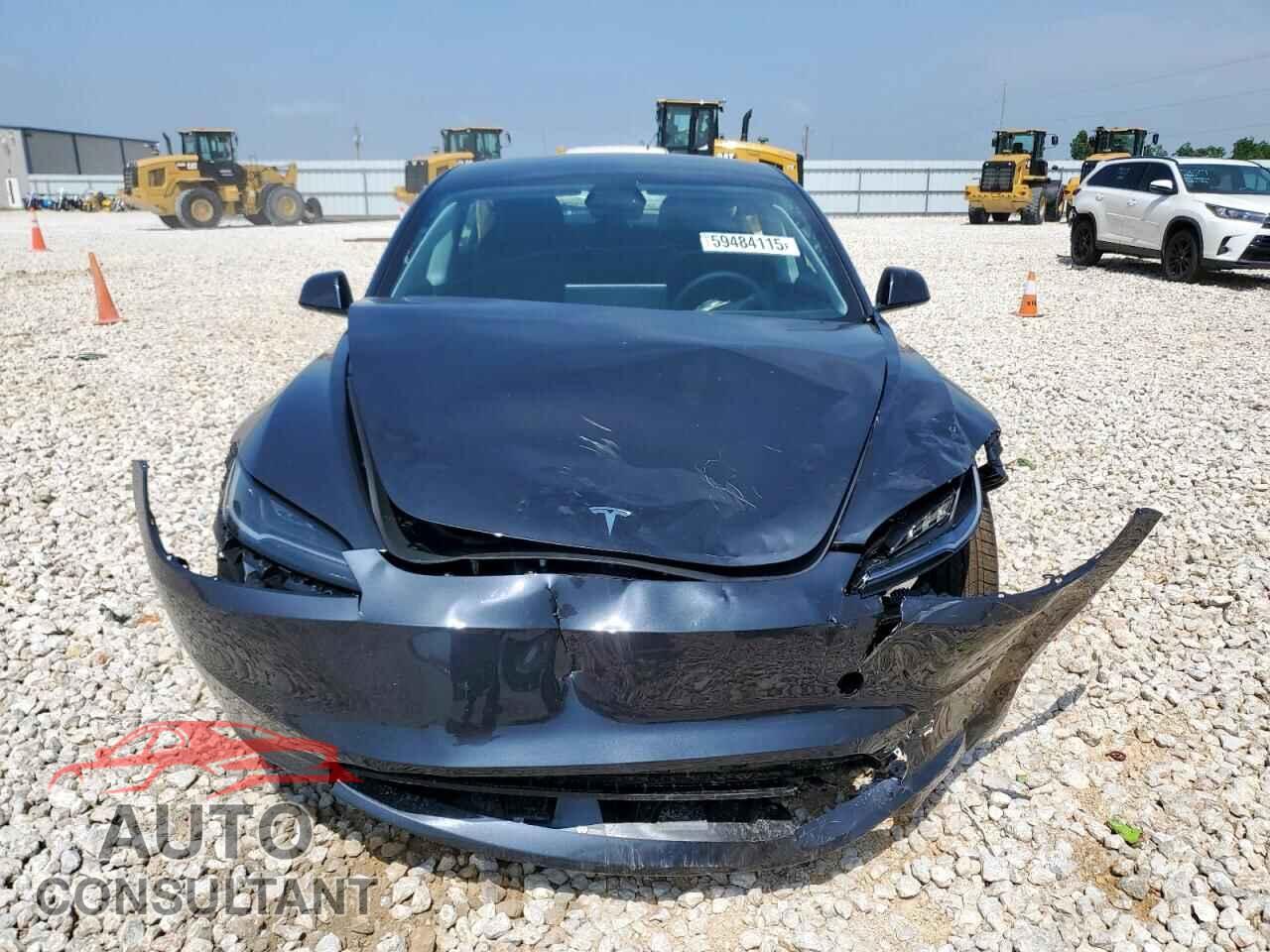 TESLA MODEL 3 2025 - 5YJ3E1EA2SF014945