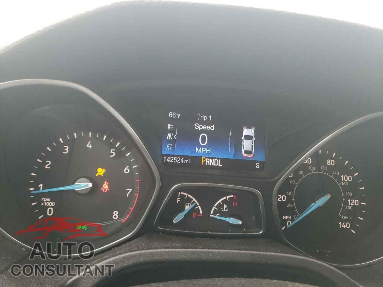 FORD FOCUS 2018 - 1FADP3F29JL258787