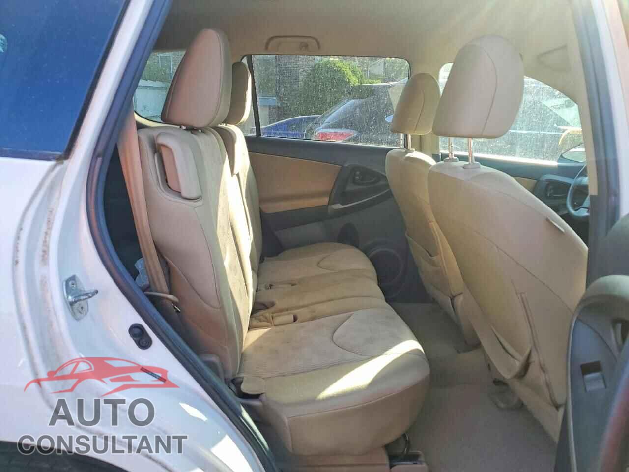 TOYOTA RAV4 2011 - 2T3BF4DV9BW162681