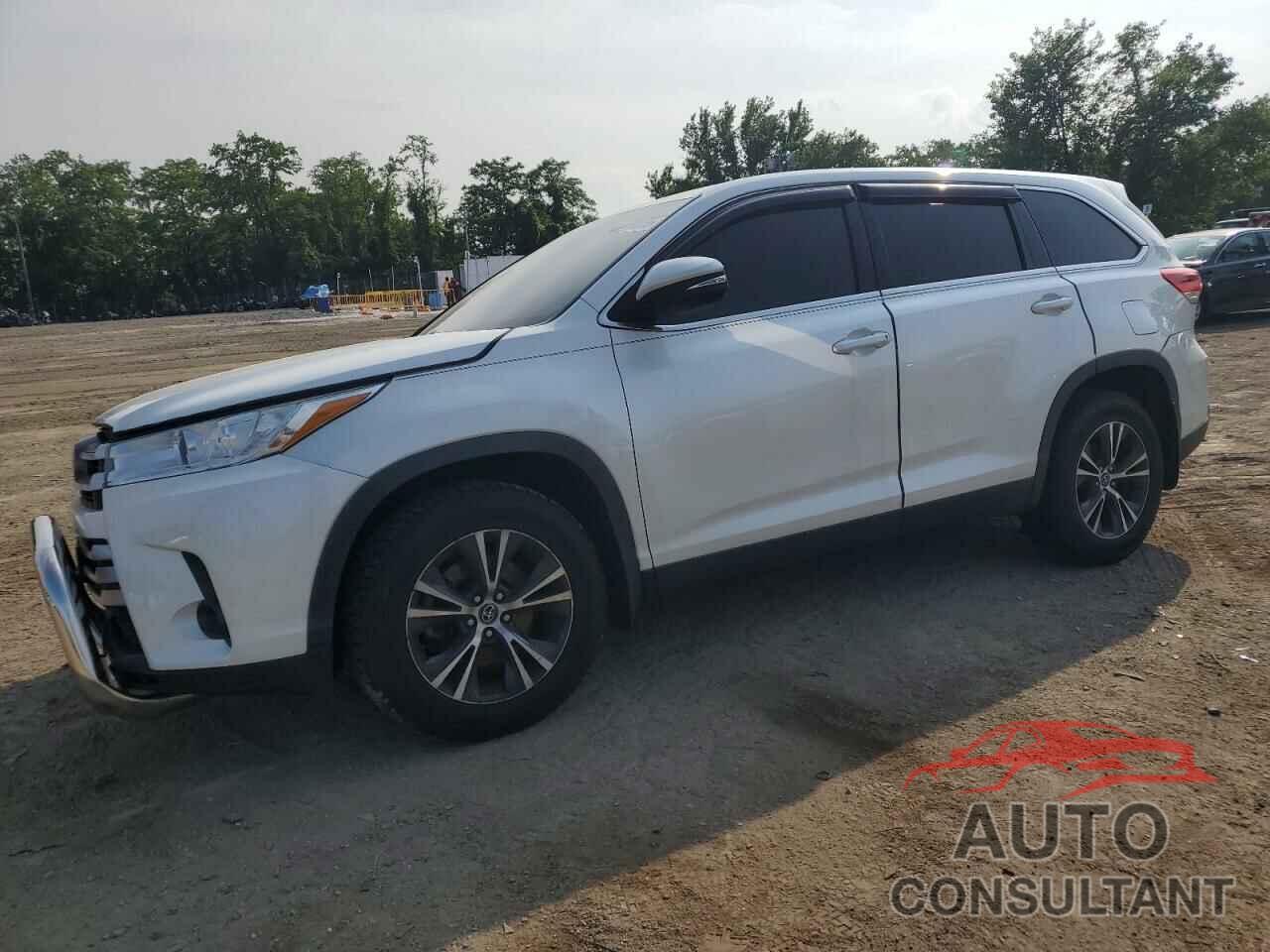 TOYOTA HIGHLANDER 2019 - 5TDBZRFH4KS703228