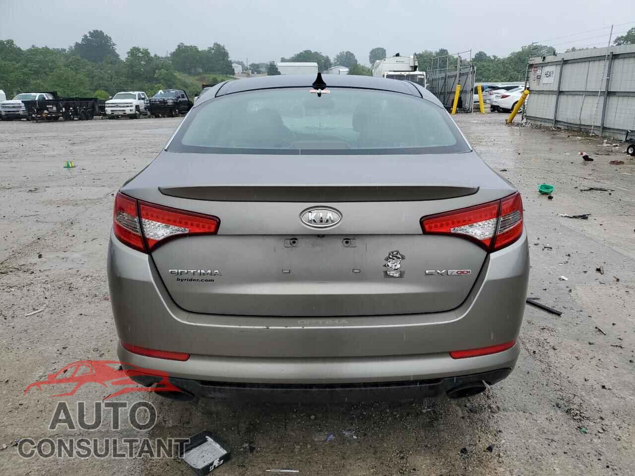 KIA OPTIMA 2012 - 5XXGR4A67CG079863