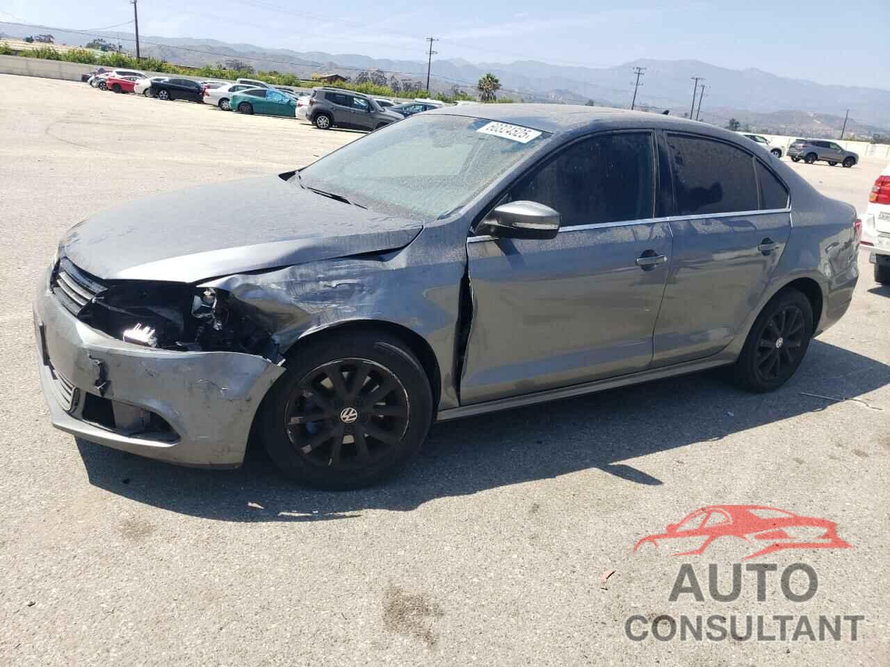 VOLKSWAGEN JETTA 2013 - 3VWDP7AJ5DM355176