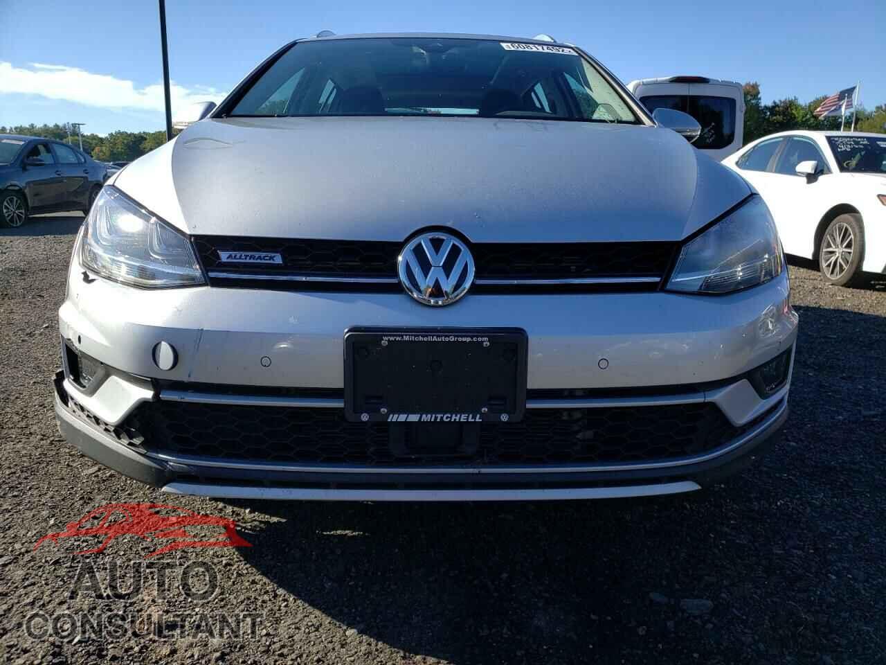 VOLKSWAGEN GOLF 2017 - 3VWH17AU5HM539679
