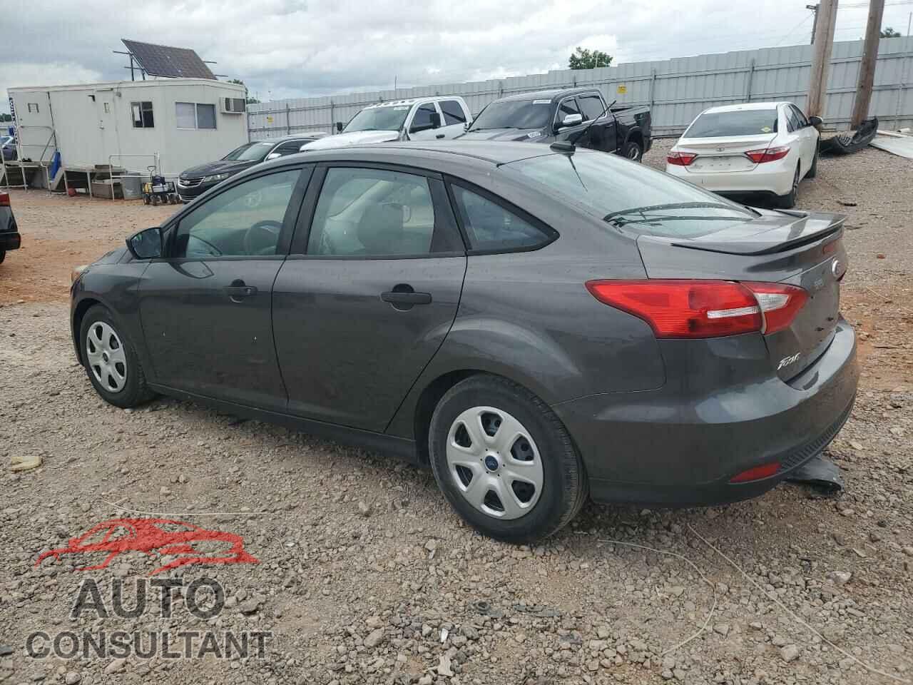 FORD FOCUS 2015 - 1FADP3E22FL261460