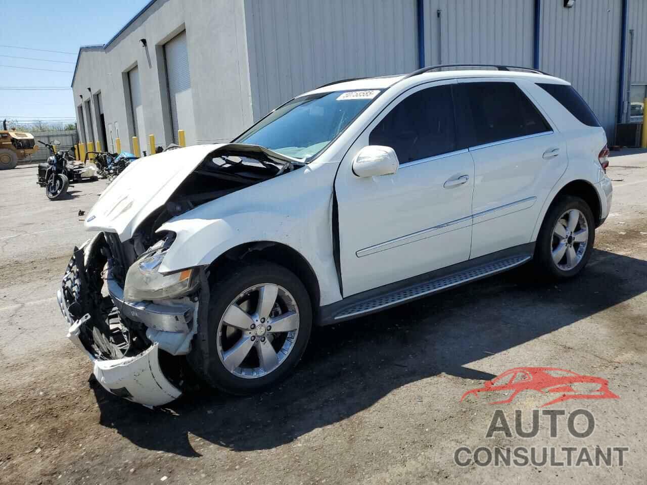 MERCEDES-BENZ M-CLASS 2010 - 4JGBB5GB3AA587681