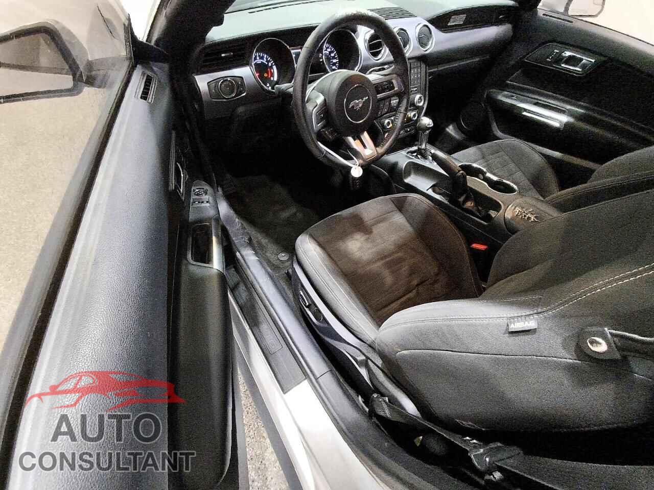 FORD MUSTANG 2015 - 1FA6P8TH4F5400070