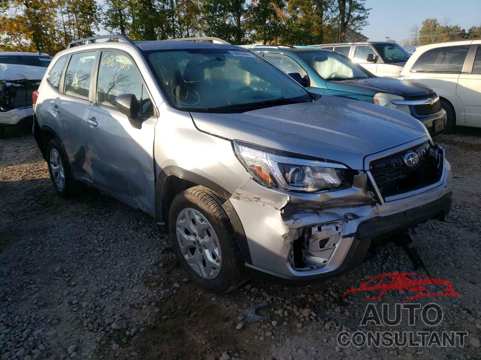 SUBARU FORESTER 2019 - JF2SKACC7KH483409