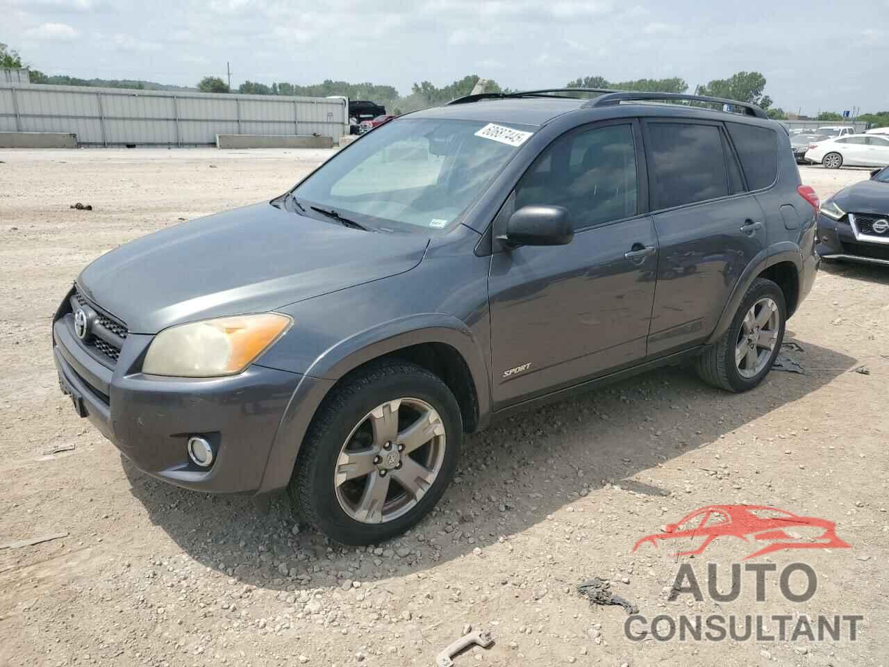 TOYOTA RAV4 2009 - JTMBF32VX95004946