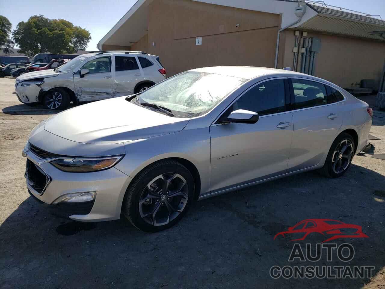 CHEVROLET MALIBU 2022 - 1G1ZD5ST6NF140275