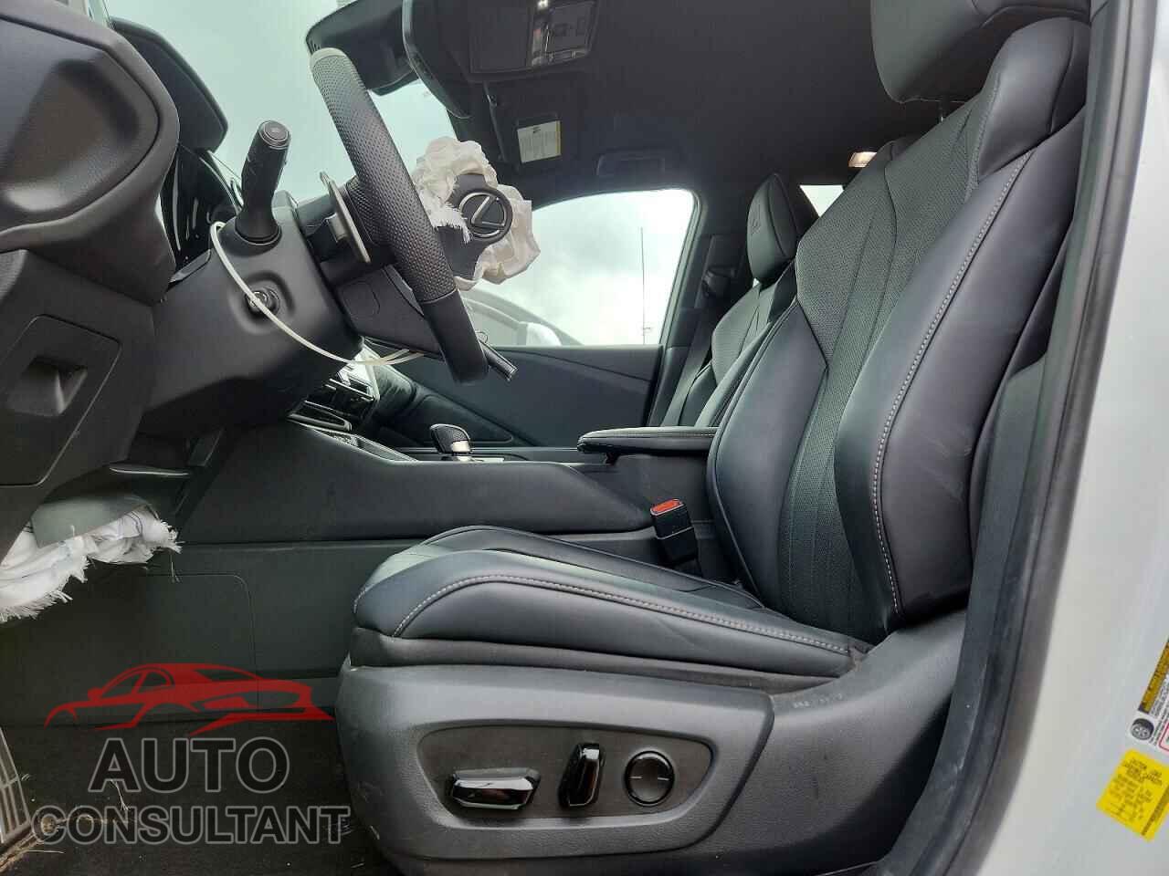LEXUS UNKNOWN 2024 - 5TDABAB61RS003070