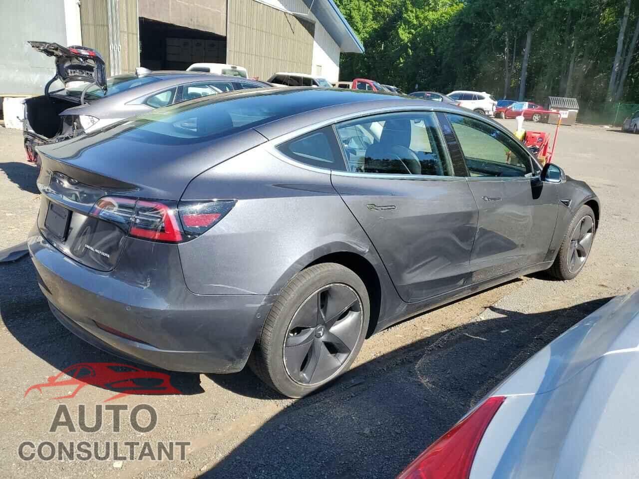 TESLA MODEL 3 2018 - 5YJ3E1EB7JF119536
