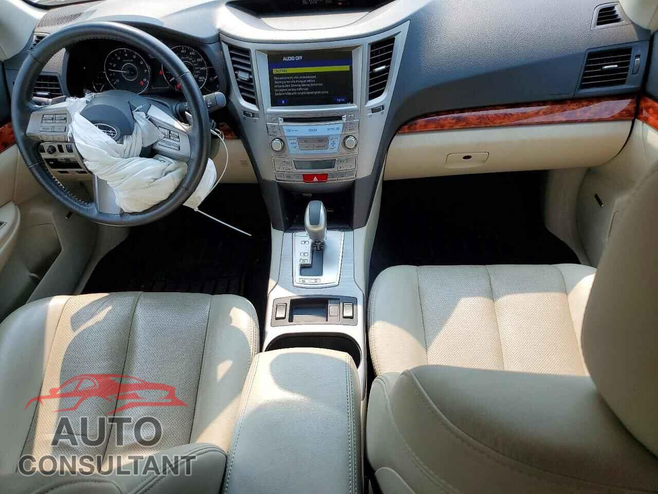 SUBARU OUTBACK 2011 - 4S4BRDLC8B2323100