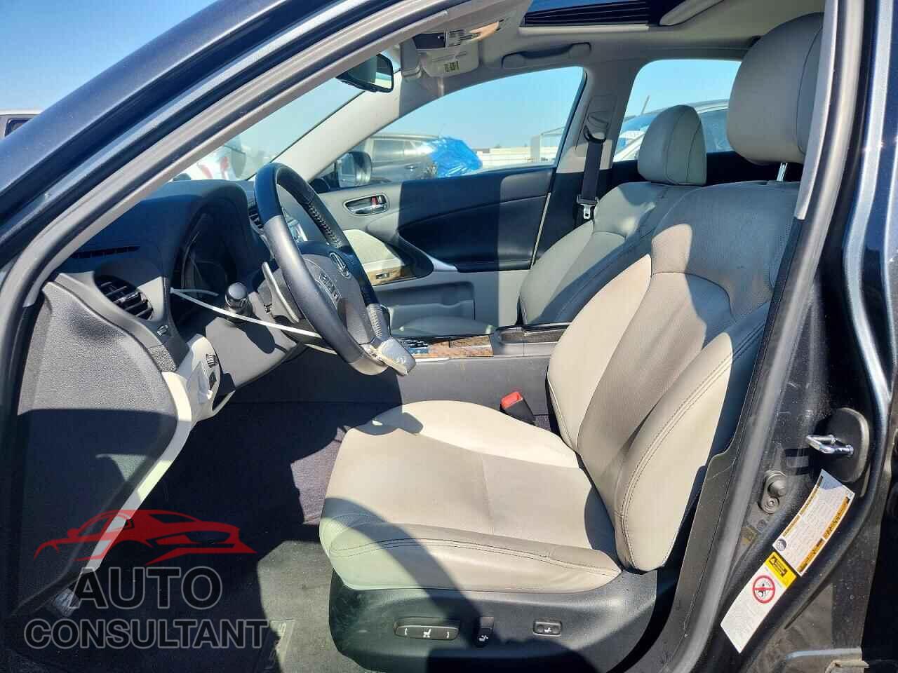 LEXUS IS 2009 - JTHBK262292091098