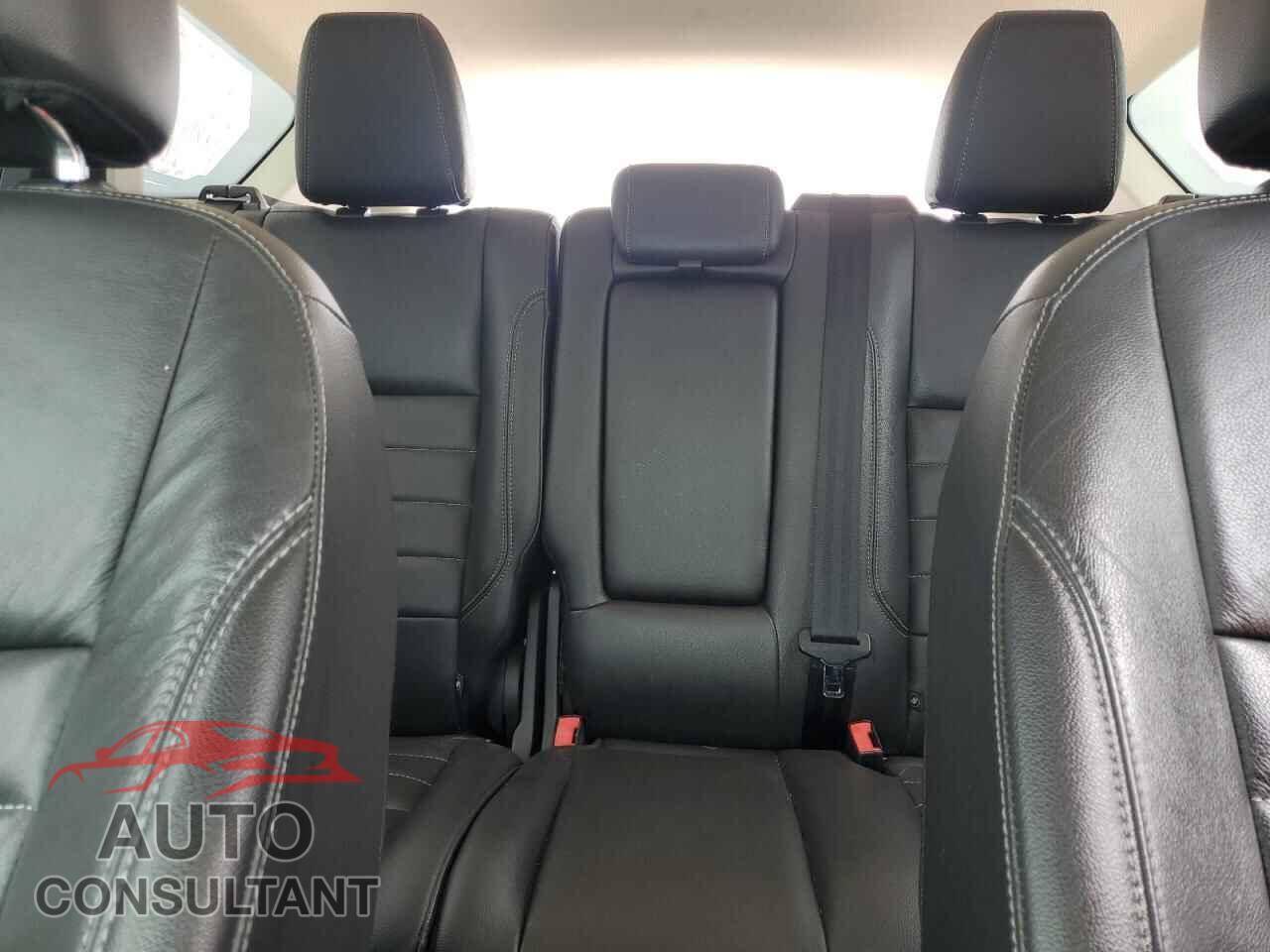 FORD ESCAPE 2016 - 1FMCU9JX7GUA94071