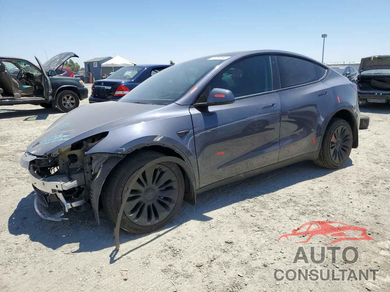 TESLA MODEL Y 2023 - 7SAYGDEE6PF711338