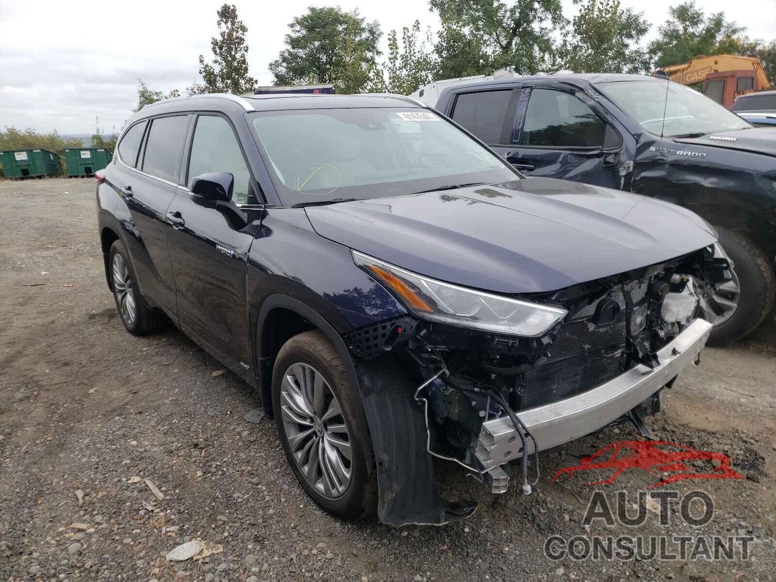TOYOTA HIGHLANDER 2021 - 5TDEBRCH4MS029347