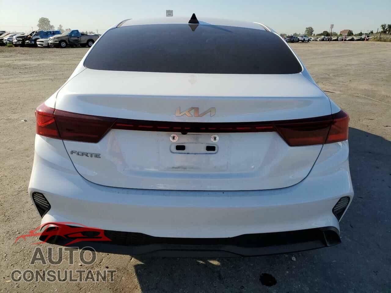 KIA FORTE 2023 - 3KPF24AD5PE649727