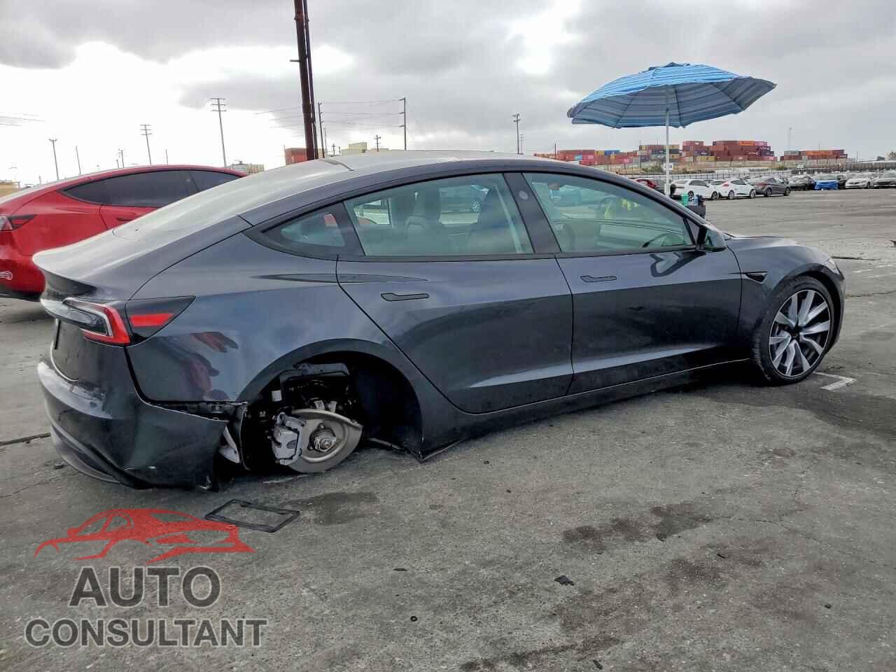 TESLA MODEL 3 2025 - 5YJ3E1EA2SF881715