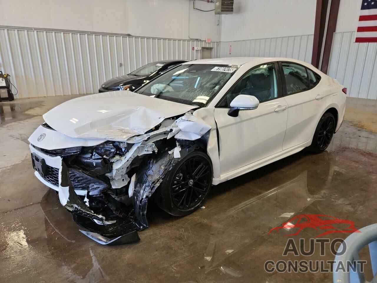 TOYOTA CAMRY 2025 - 4T1DAACKXSU104732
