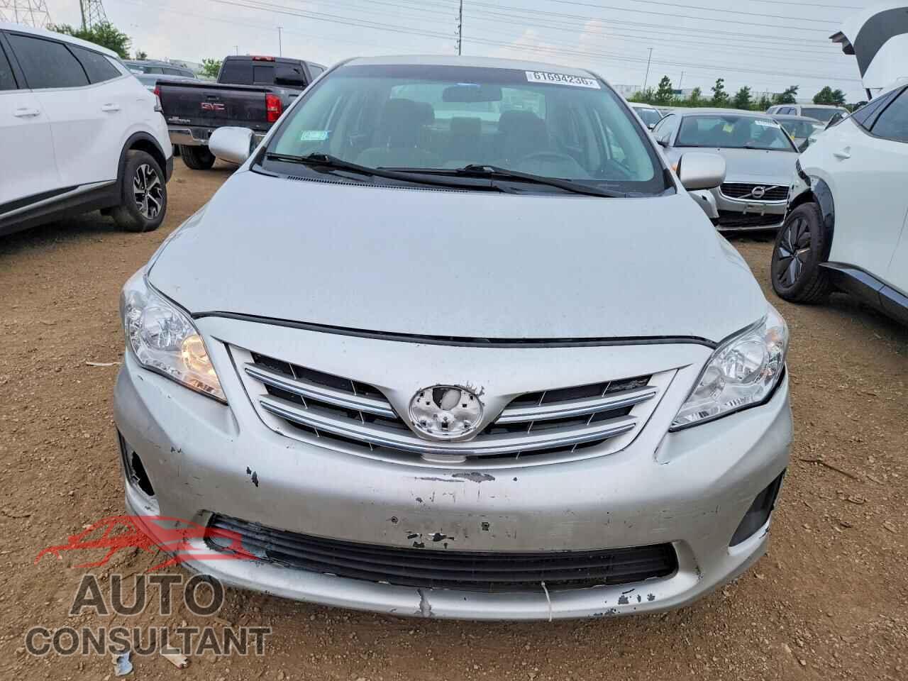 TOYOTA COROLLA 2013 - 5YFBU4EE9DP147597