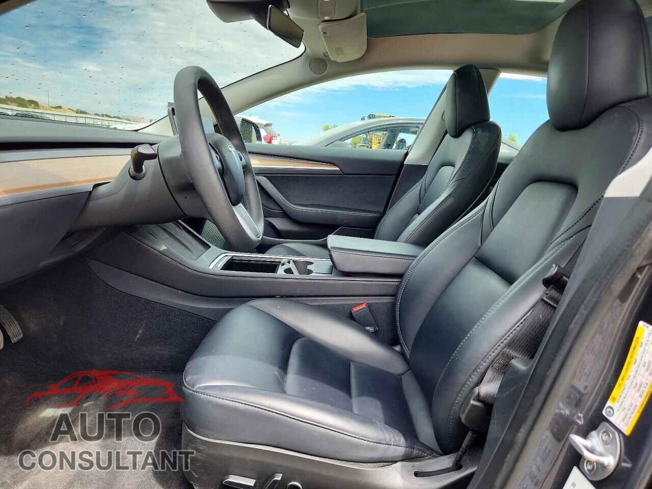 TESLA MODEL 3 2023 - 5YJ3E1EA4PF687985