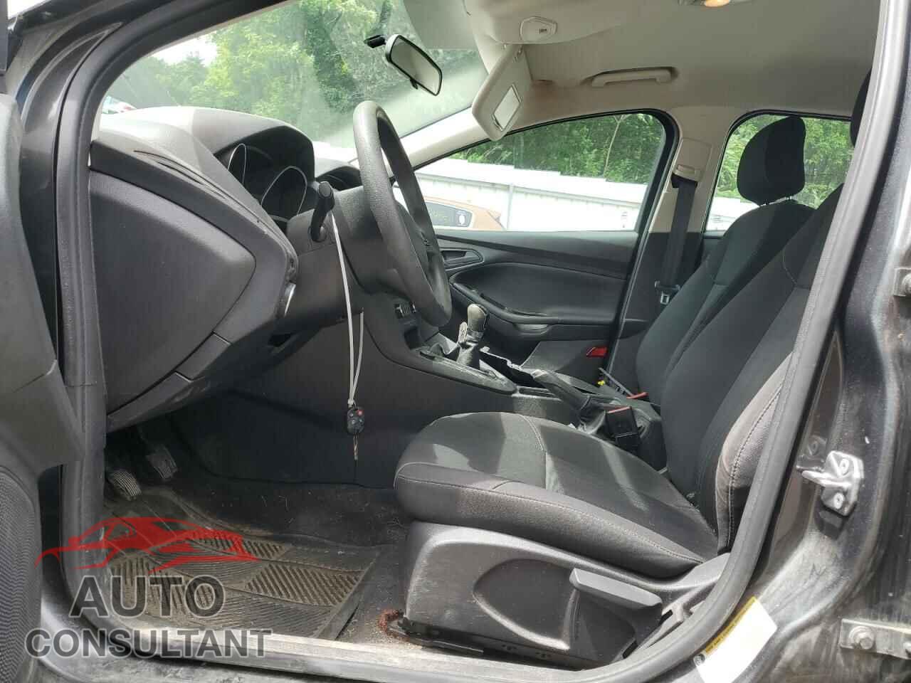 FORD FOCUS 2018 - 1FADP3E29JL298062