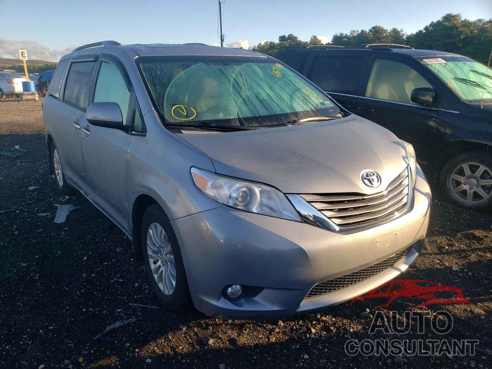 TOYOTA SIENNA 2017 - 5TDYZ3DC0HS773171