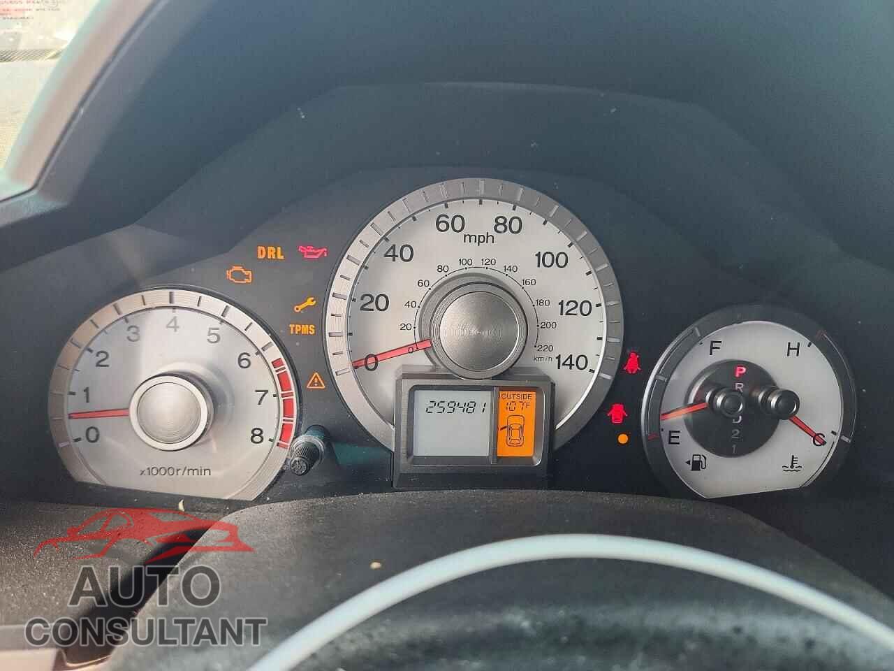 HONDA PILOT 2011 - 5FNYF3H46BB007520