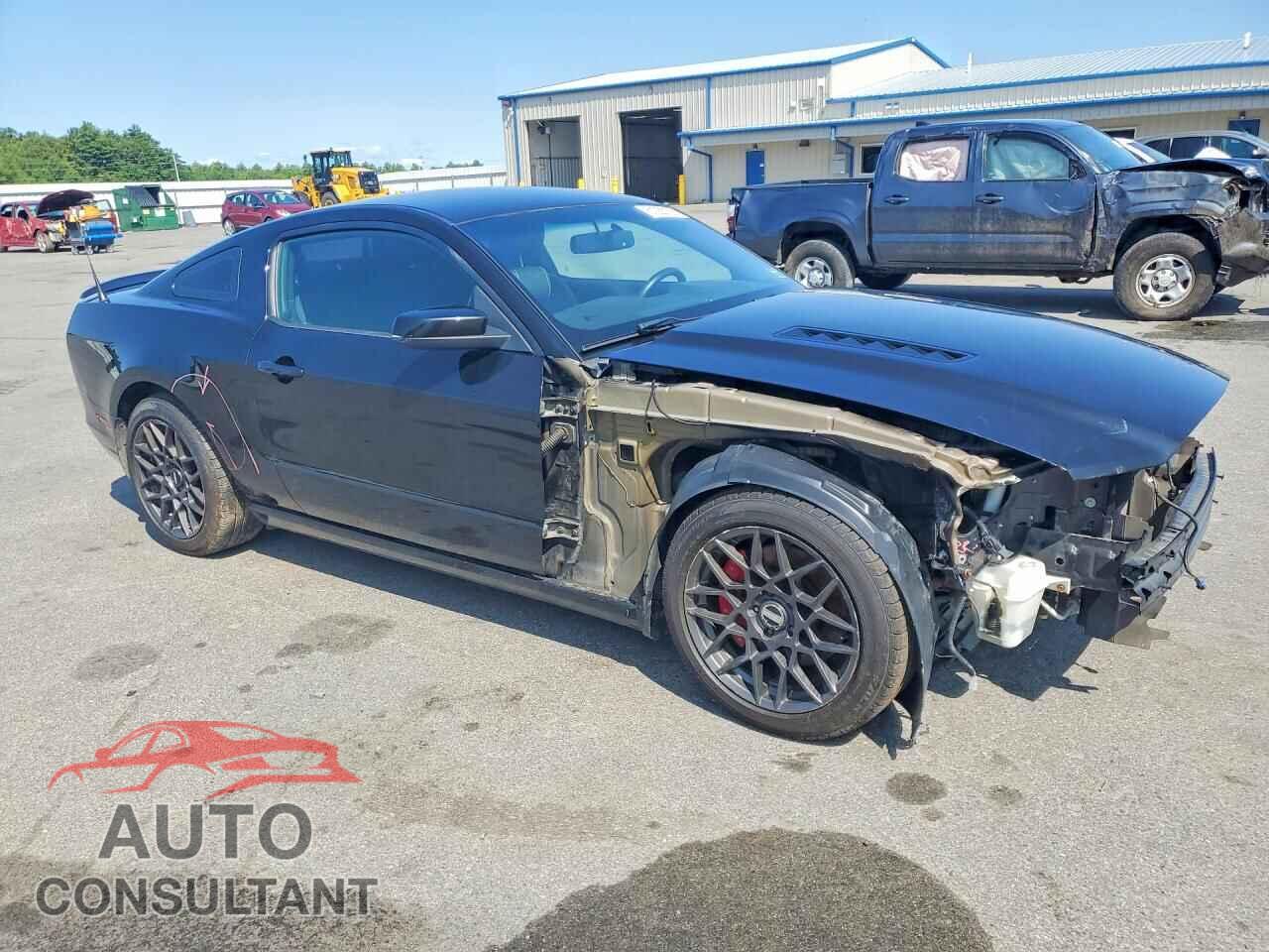 FORD MUSTANG 2013 - 1ZVBP8CFXD5200599
