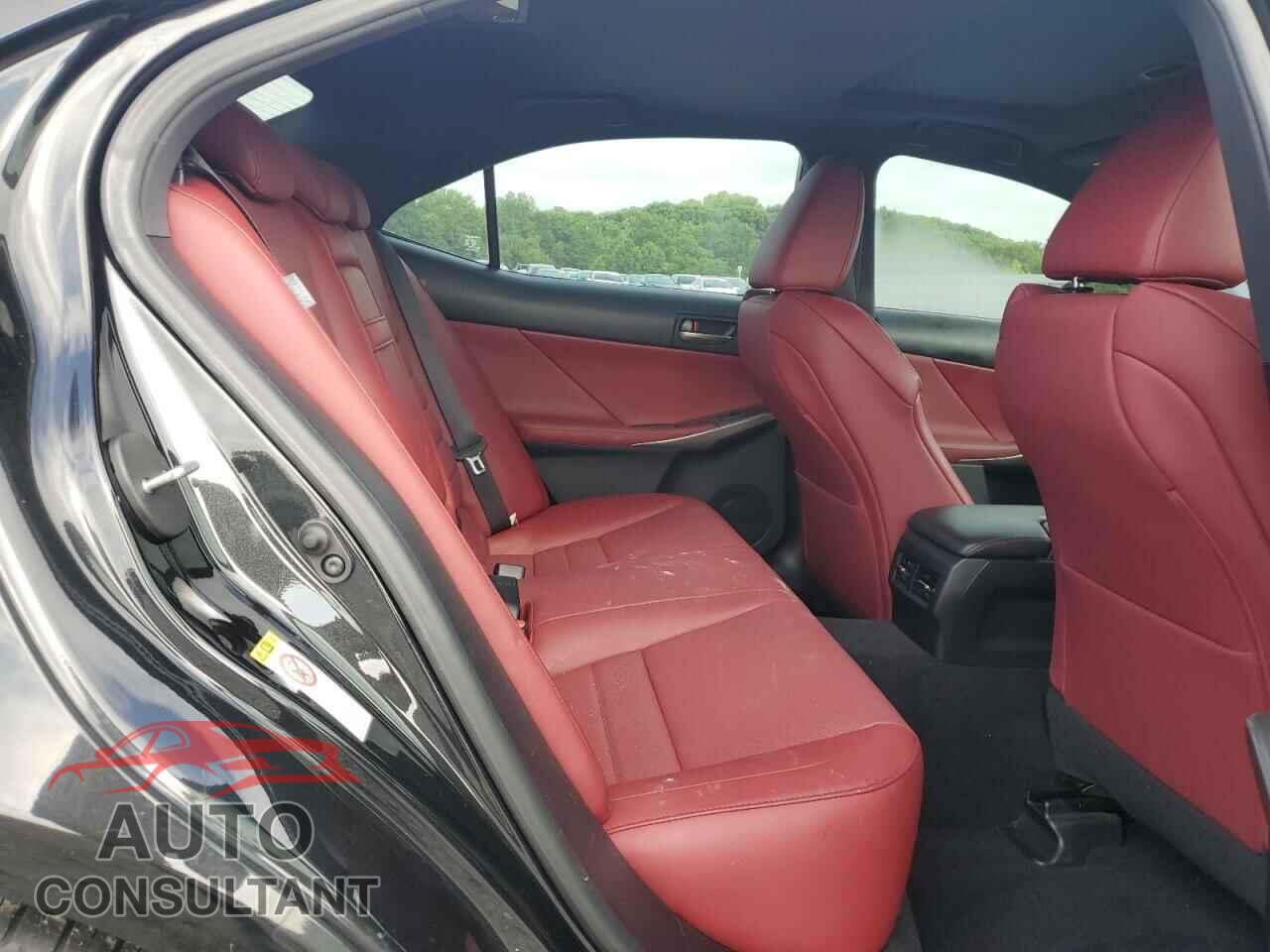 LEXUS IS 2017 - JTHBA1D26H5050552