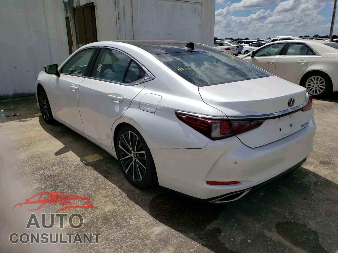 LEXUS ES350 2022 - 58ADZ1B17NU124886