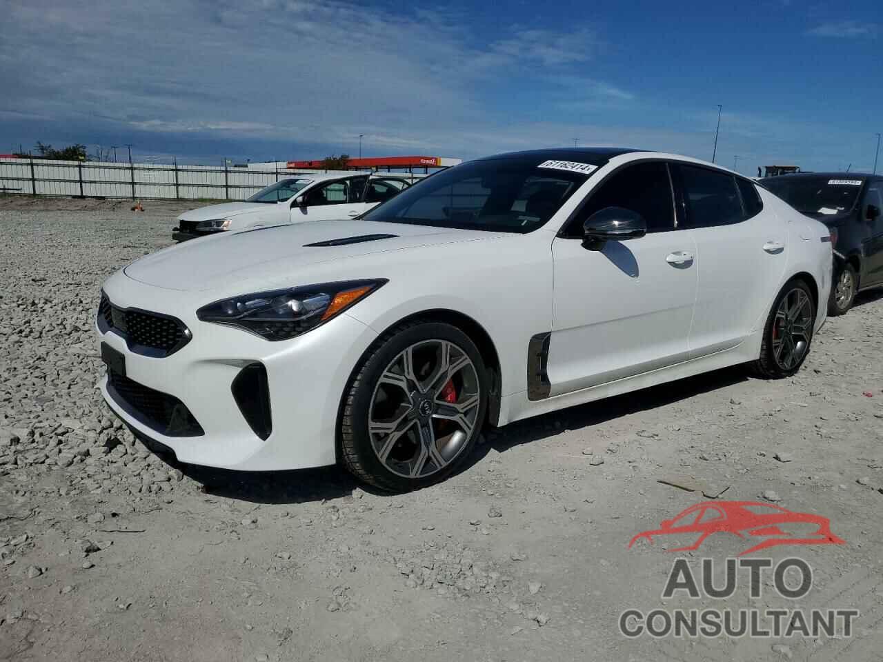 KIA STINGER 2018 - KNAE55LC9J6037568