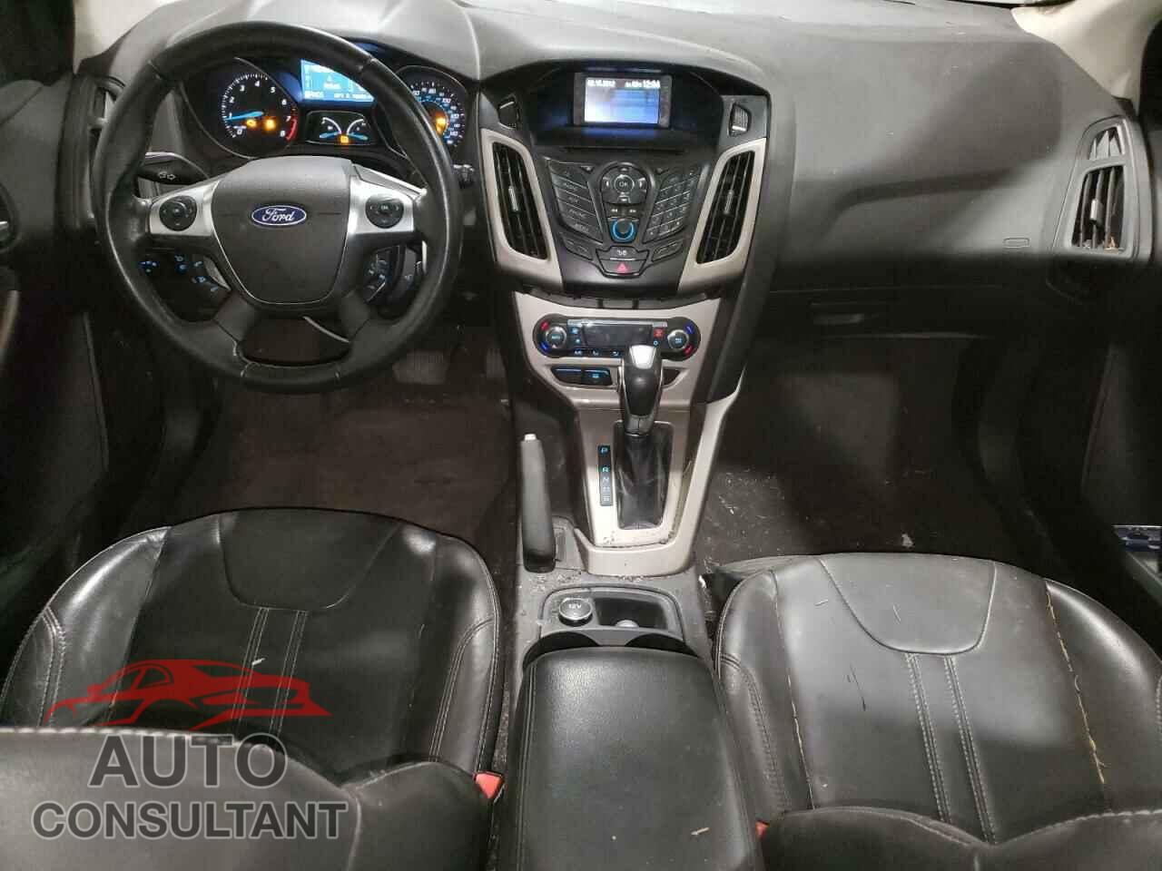 FORD FOCUS 2012 - 1FAHP3M23CL373652