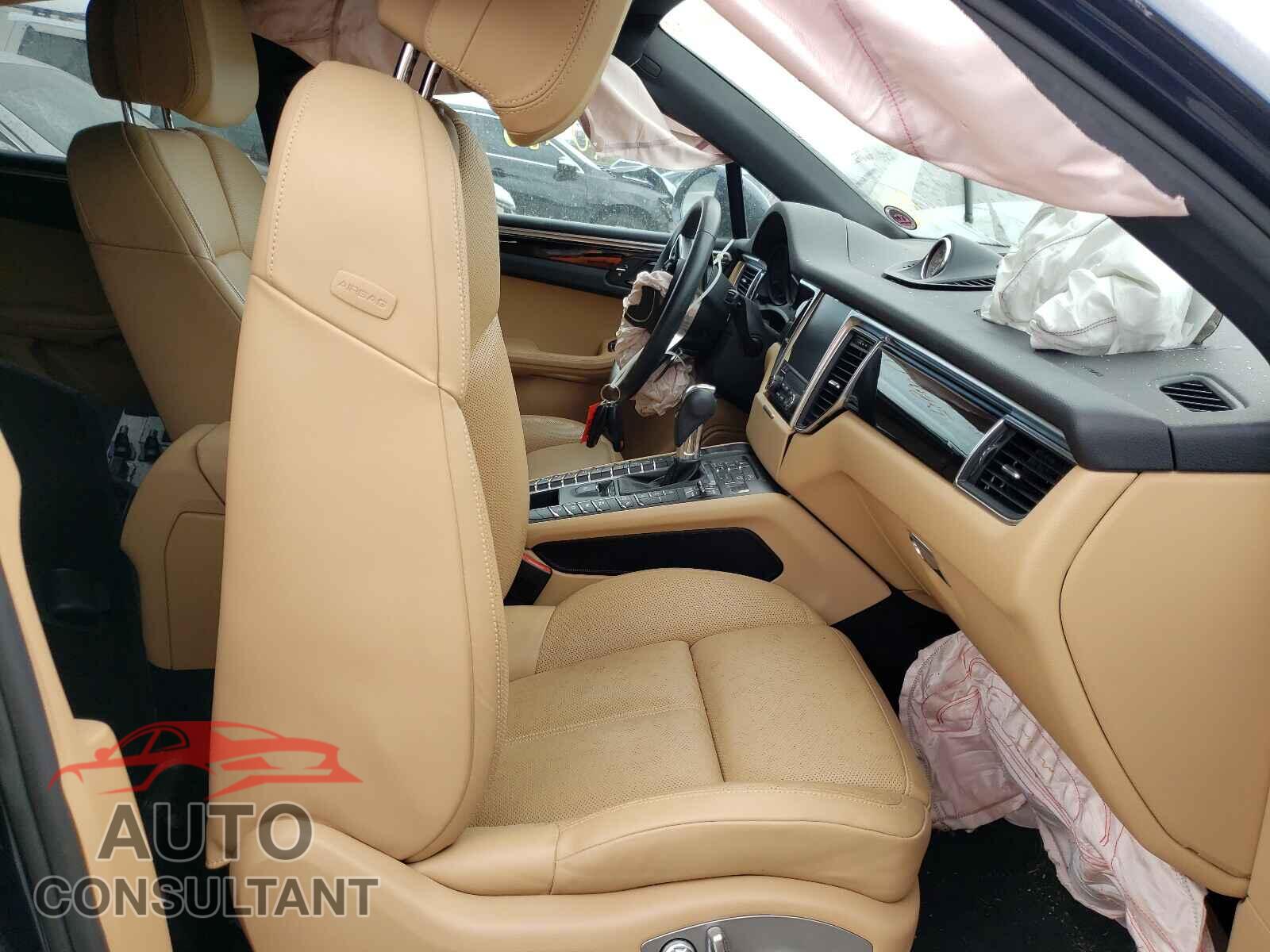 PORSCHE MACAN 2018 - WP1AA2A58JLB19615
