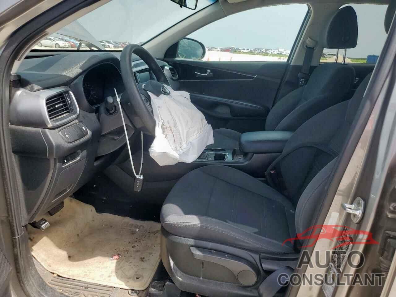 KIA SORENTO 2019 - 5XYPG4A32KG504380